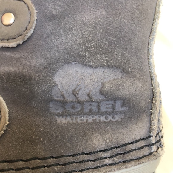 Women's Gray Winter Boots - Picture 2 of 10